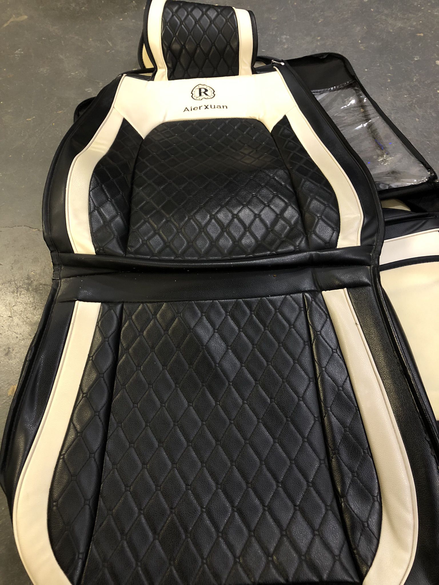5 Seat Leather Car Seat Covers with Carrying Case