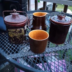 Vintage Canisters And 2 Mugs