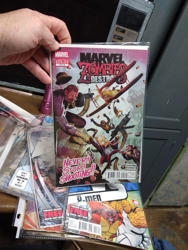 Description
MARVEL Description
MARVEL ZOMBIES DESTROY #2...v