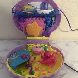 Polly pocket