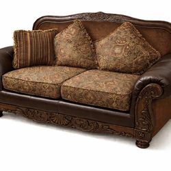 Sofa Set For Sale - Good Condition