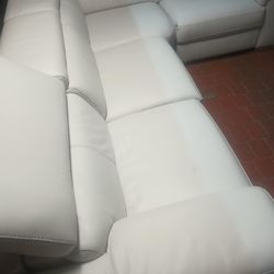 SECTIONAL GENUINE LEATHER RECLINER ELECTRIC ⚡ WHITE COLOR.. DELIVERY SERVICE AVAILABLE 💥🚚💥