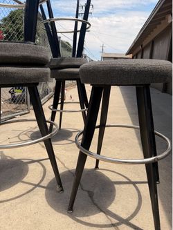 5 barstools