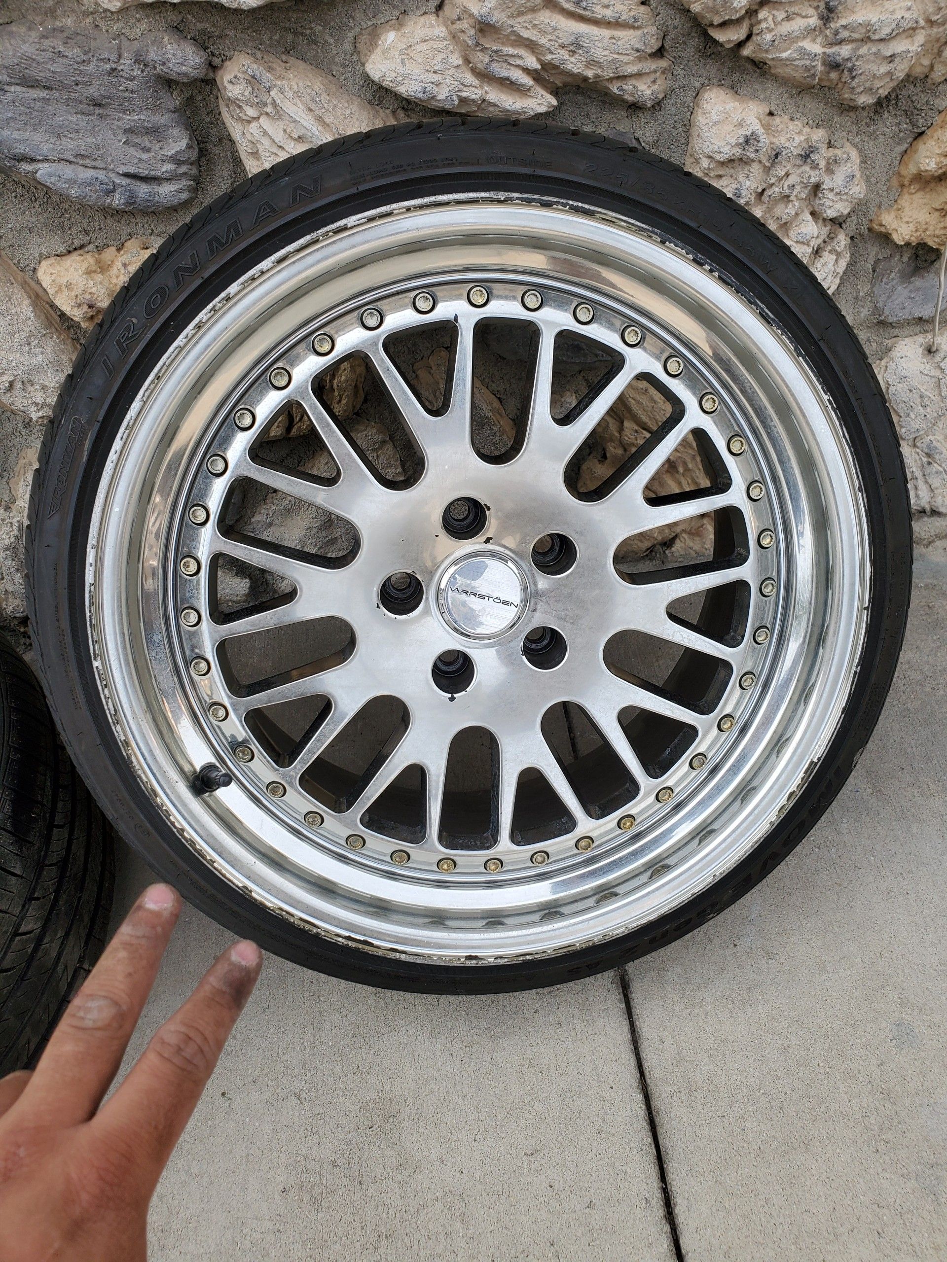 19" Varrstoen ES7R Wheels