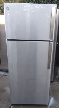 G.E stainless refrigerator for Sale with delivery