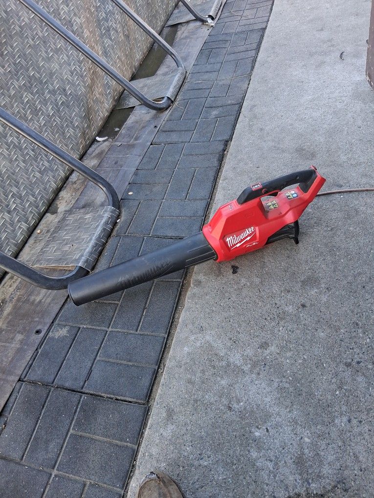 Milwaukee M18 Blower Tool Only