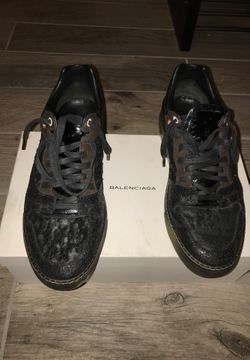 Balenciaga Mens sneakers