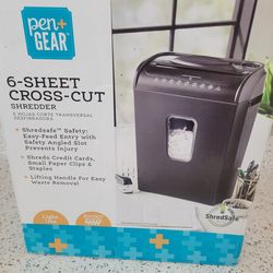 MOVING SALE brand new paper shredders in a box