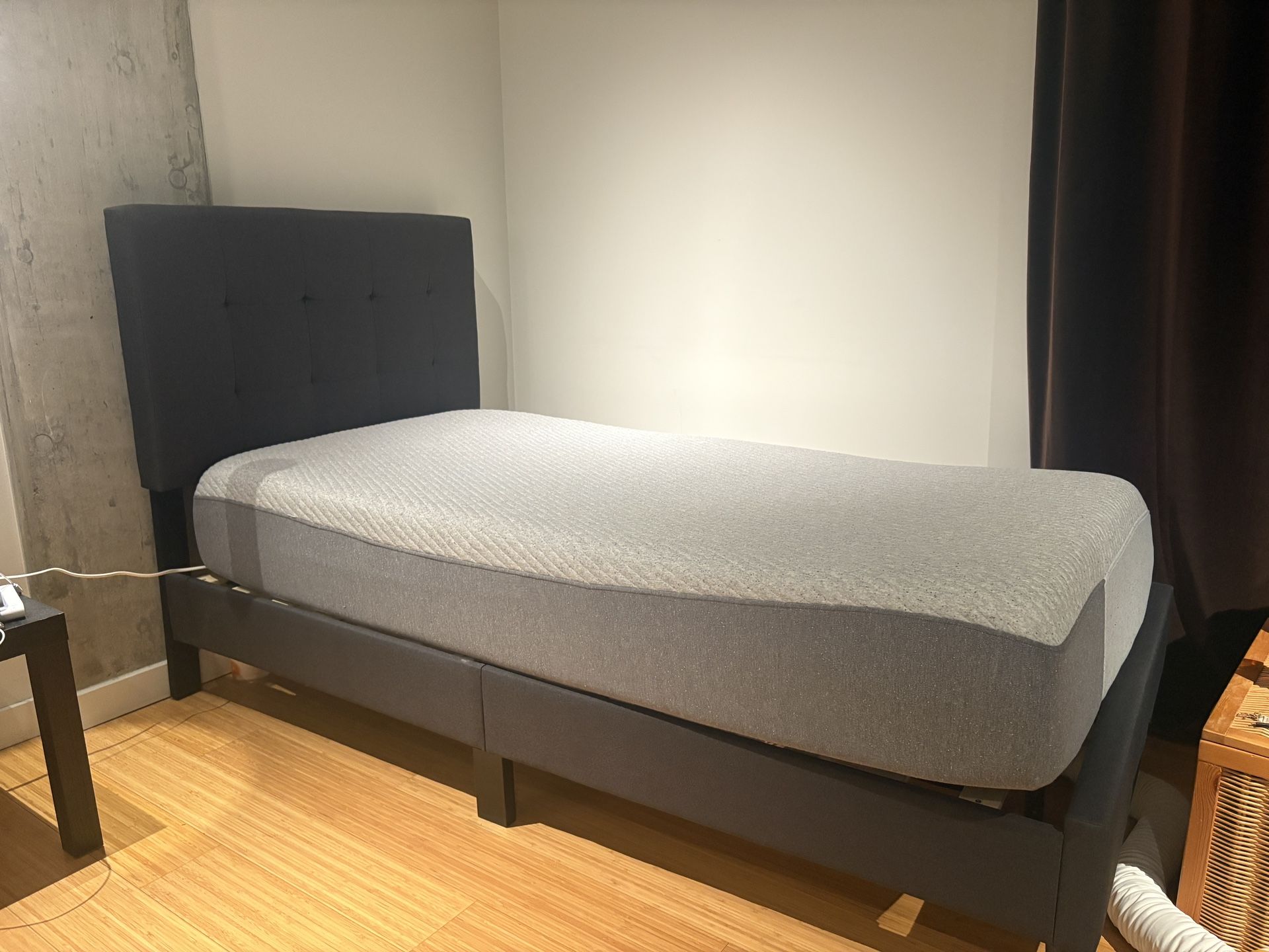 Collapsible Bed Frame With Mattress
