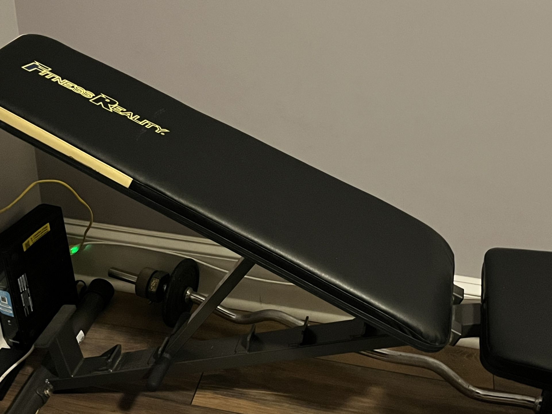 Adjustable Weight Bench