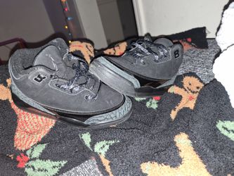 12c Jordan 3 Black Cat