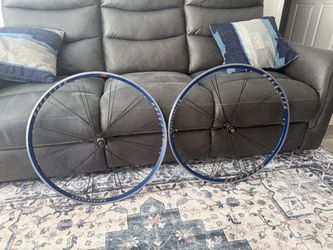 700c Bontrager Racelite Wheels