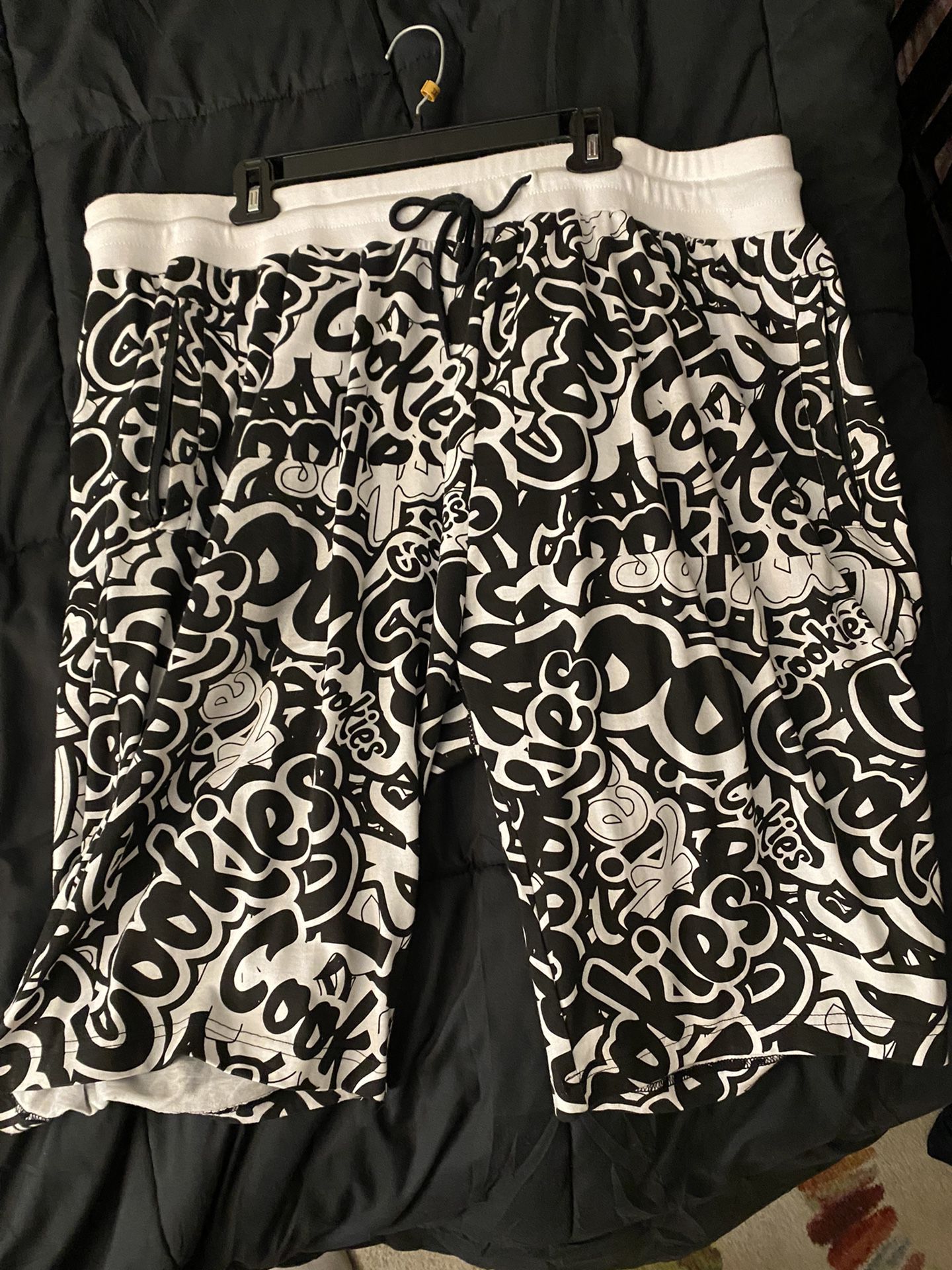 2 Pairs Of Mens Cookies Brand Shorts 4XL