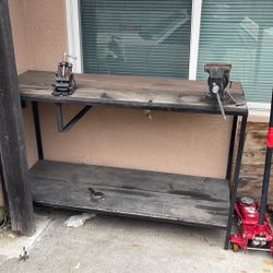 Work Bench And 2 Vise