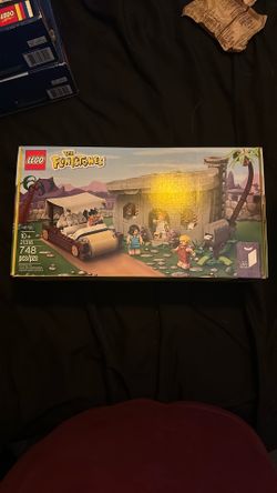 LEGO Ideas 21316 The Flintstones Building Kit