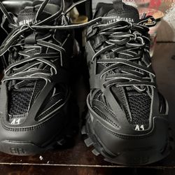 Balenciagas Track Led 