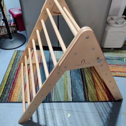 Pikler Triangle Climber CassaroKids