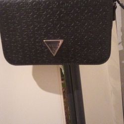GUESS CROSSBODY BAG