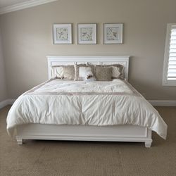 King Size Bed With mattress
