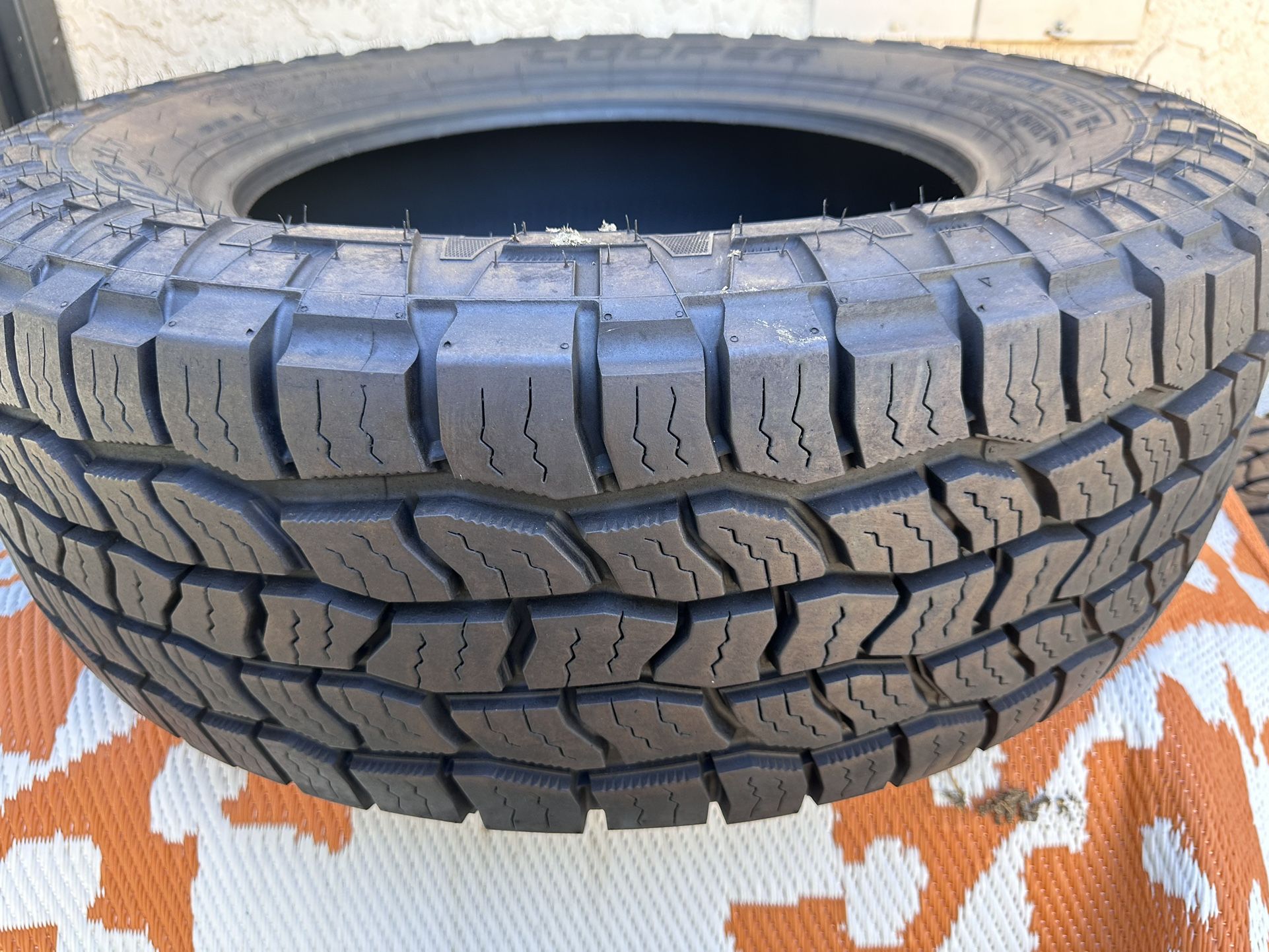LT 275/65R20