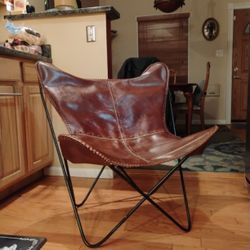 Attn: Mid-Modern/Retro Enthusiasts- Vintage Butterfly Chair - Original.