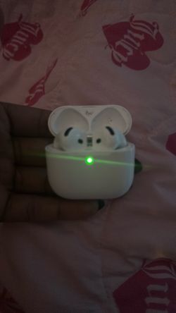 apple airpods 4 with active noise cancellation