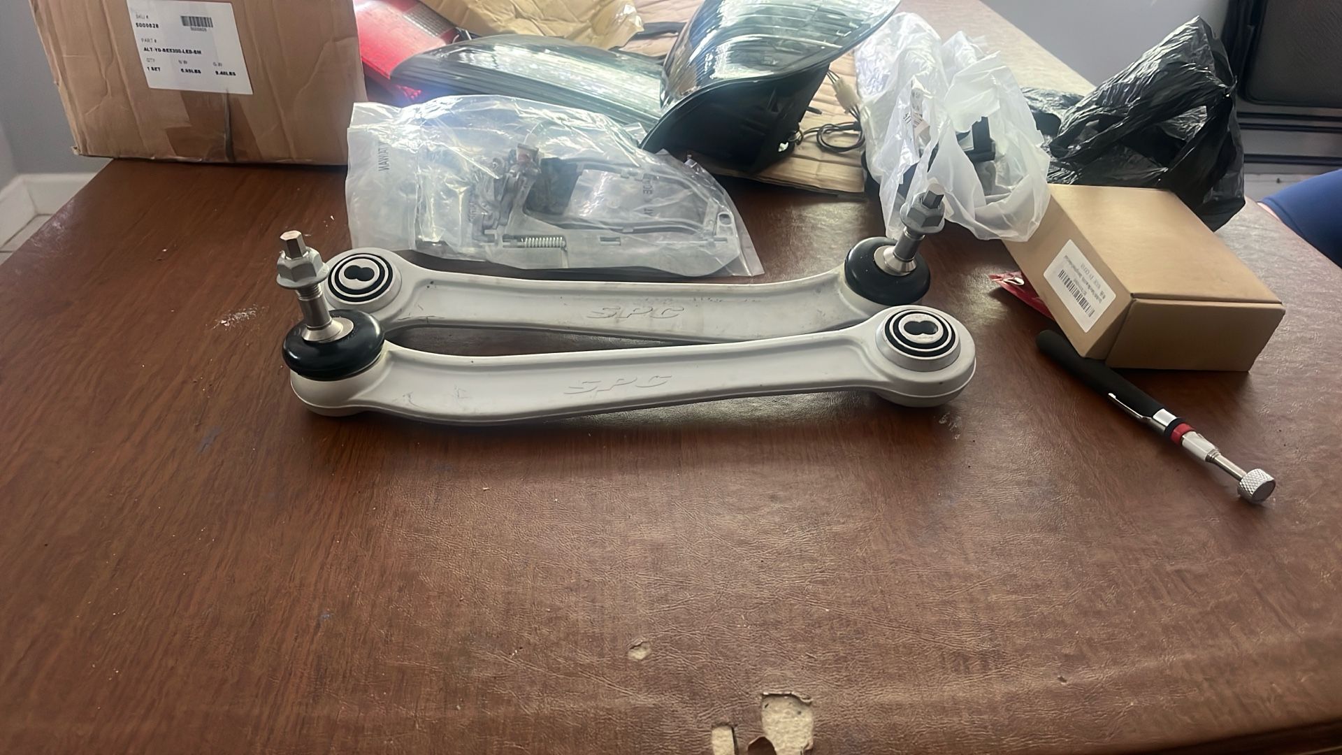 BMW X5 4.4i E53 Control Arm