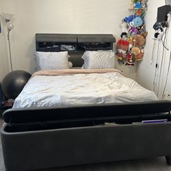 Queen Bed Frame 