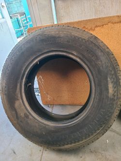 2 Blacklion Voracio BC86 245/70R16 107S Truck Tires