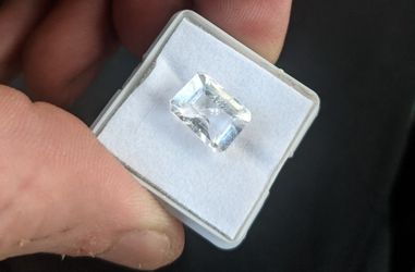 Certified Natural 7.3 Carat White Sapphire