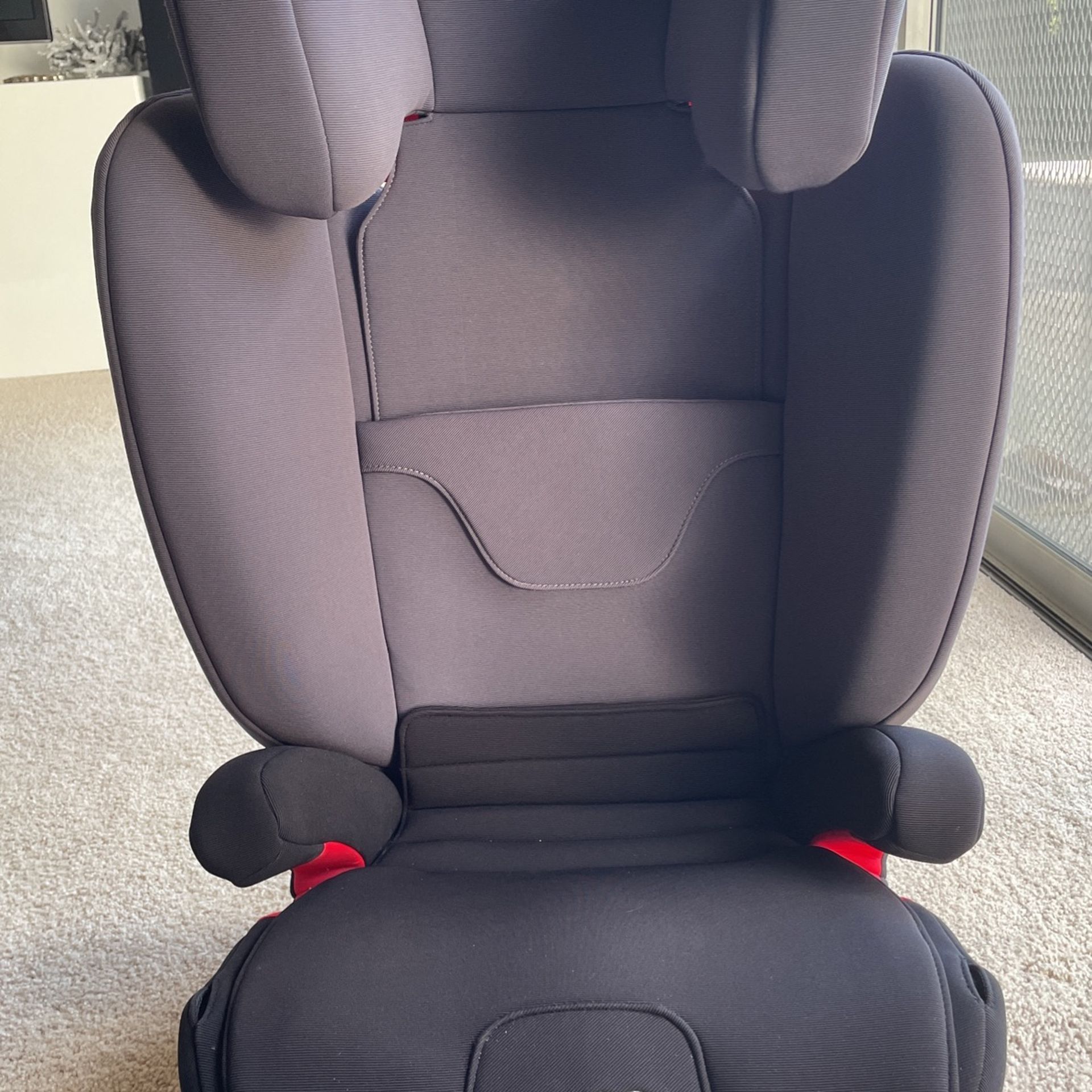 Nuna AACE Booster Seat