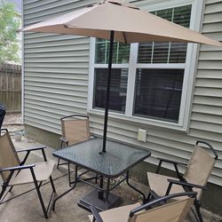 Patio Table Set (w/ 4 Chairs)