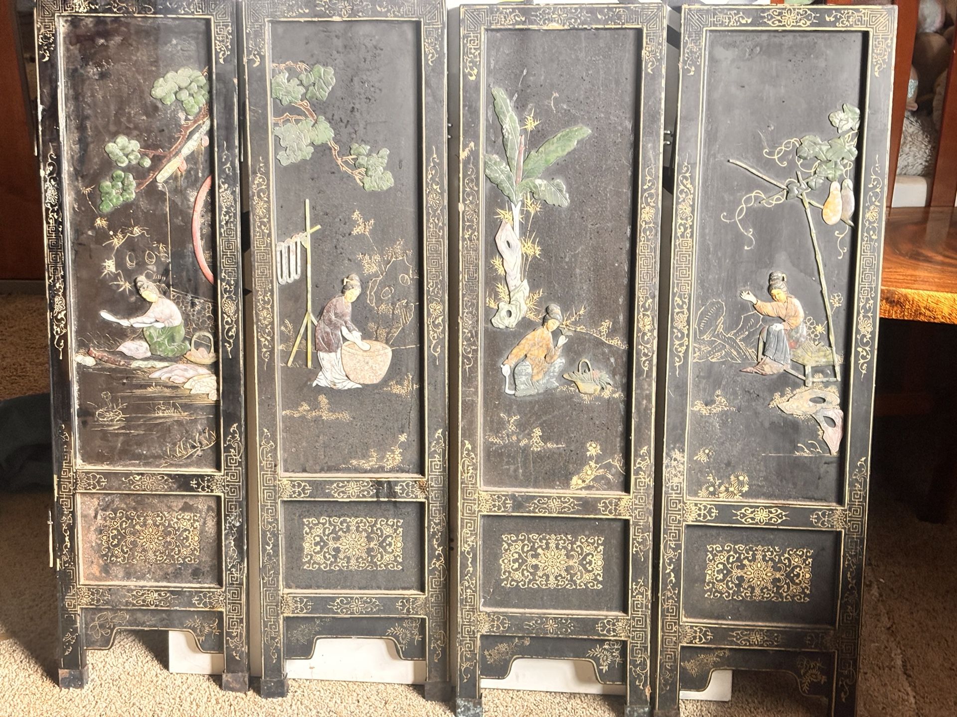 Mid 20th Century Chinese Four-Panel Lacquered Coromandel Screen With Mother-Of-Pearl Inlay