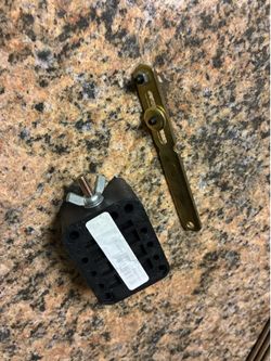 Watch battery changing tools
