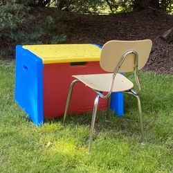 Art desk/toy box chair included