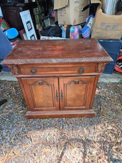 Wood end table