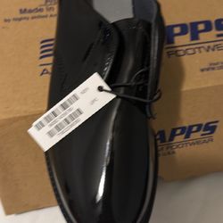 Women's Black High Gloss Low Quarter Shoe