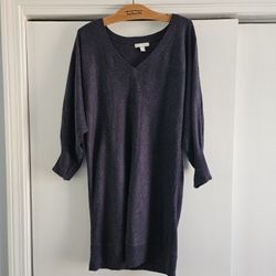 Women's New York & Company Long Sleeve V-Neck Small Tunic Sweater