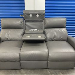 Electric Leather Recliner (free delivery)