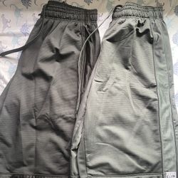 Pro Club Shorts Both Size XL 