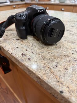 Sony Alpha 65 DSLR Camera