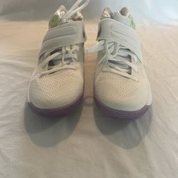 Nike Kyrie (GS) Easter Size 6.5Y White Purple Teal Basketball Athletic Shoes Sneakers