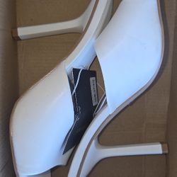 2 Sets Of Heels