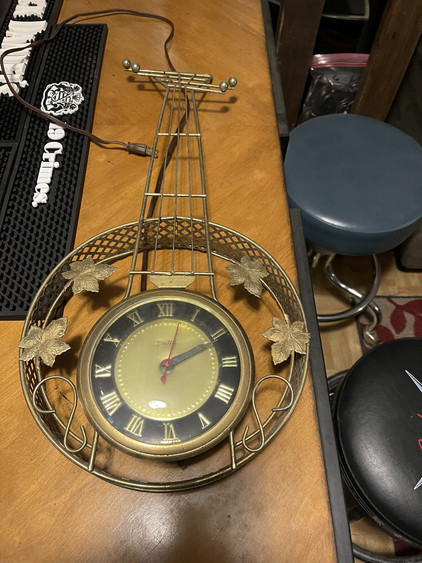 Vintage 1950’s Banjo Guitar Wall Clock