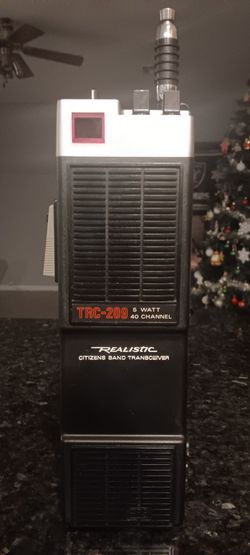 TRC-209. 5 WATT 40 CHANNEL Realistic Citezens Band Transceiver