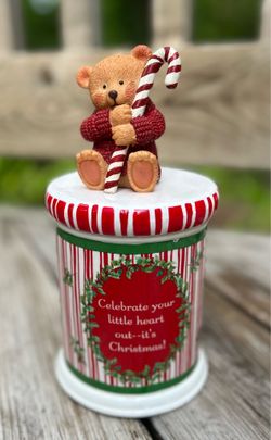 Vintage cookie jar
