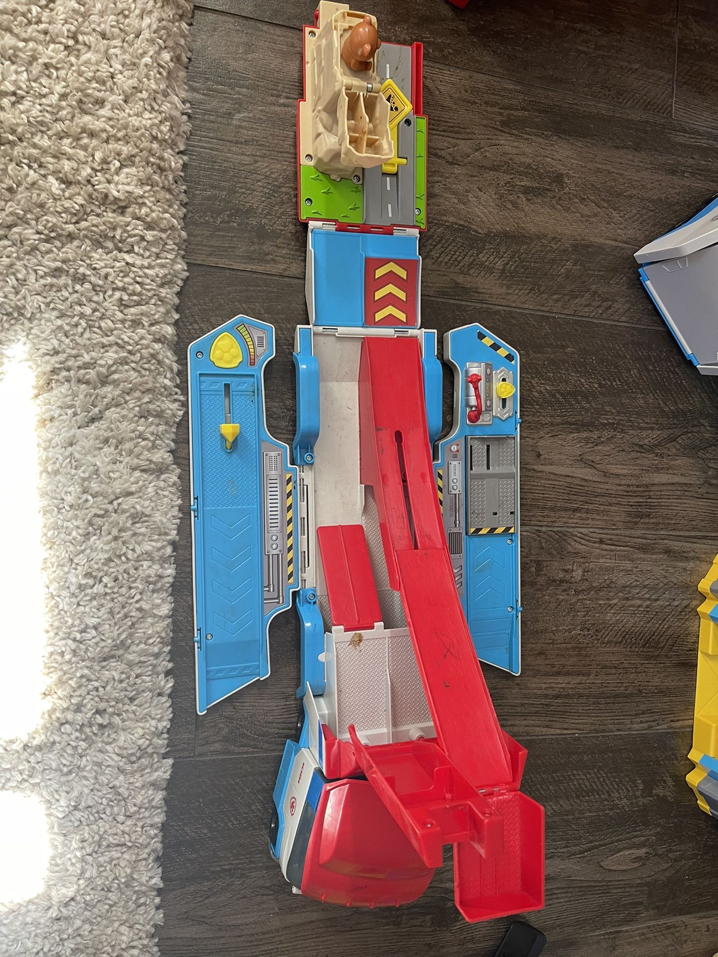 Paw Patrol Truck 