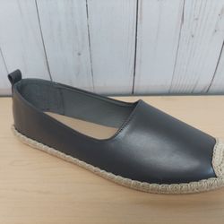 Beautiful Ladies Espadrilles!!! NEW 