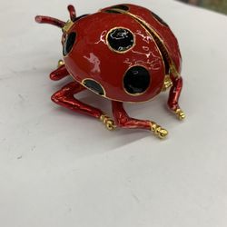 Trinket box jewelry box Enamel Red Seven