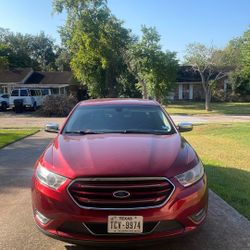 2014 Ford Taurus
